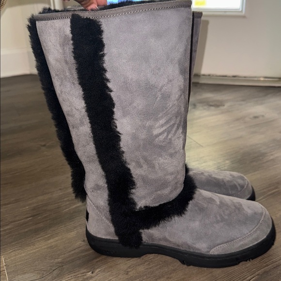 UGG Sunburst Tall Boots - Picture 1 of 3